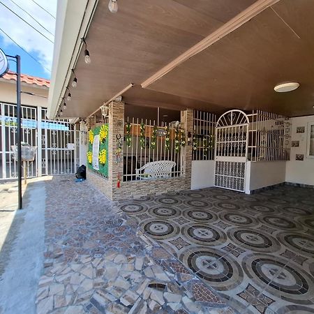 Lilia House 15 Minutos Aeropuerto Apartman Panamaváros Kültér fotó